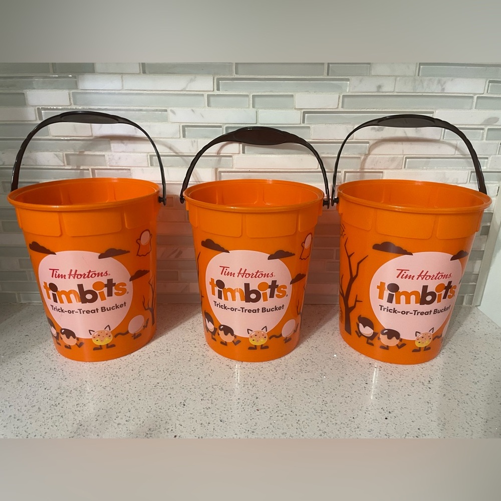 2022 Tim Hortons Timbits Trick-Or-Treat Halloween Buckets Orange 7” H x 6” dia.
